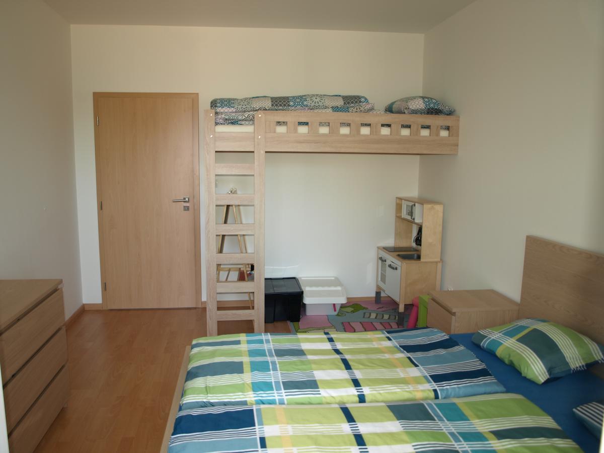 Apartman Self Check In/Out Врхлаби Экстерьер фото